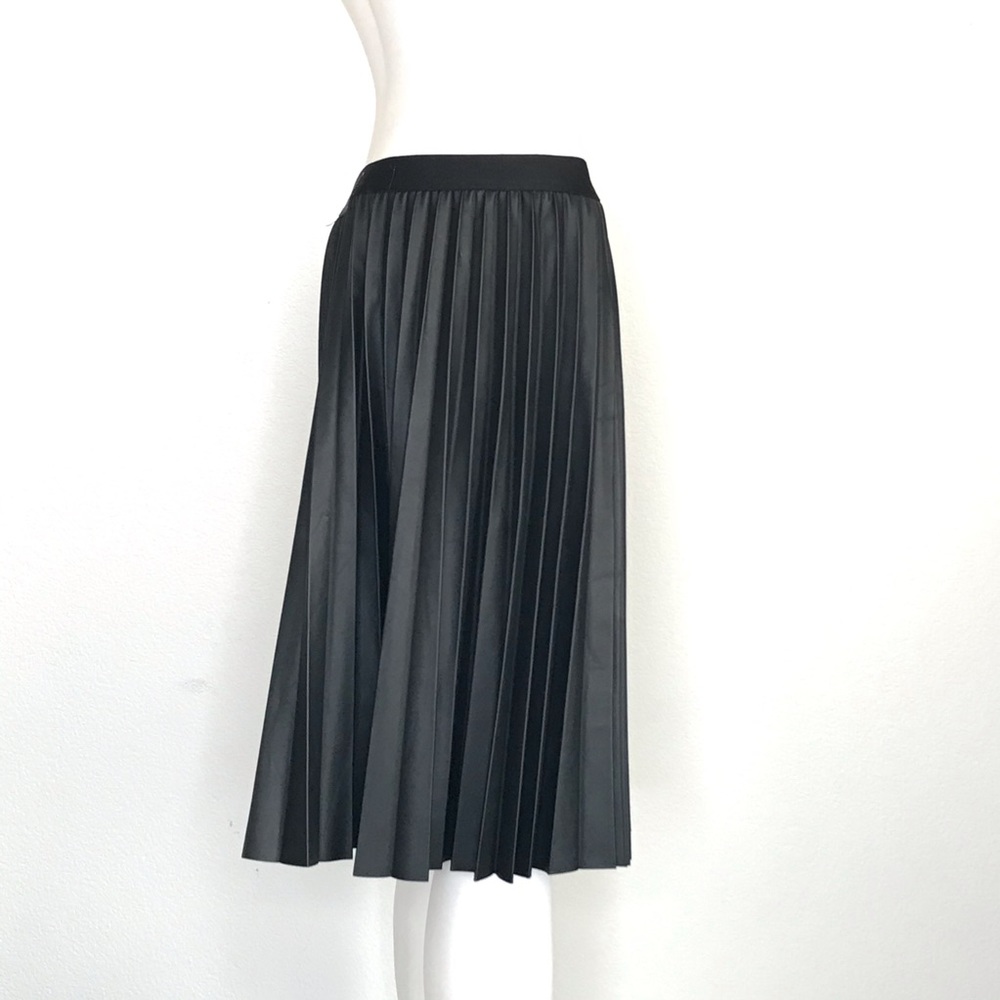 M.S.S.P. L black pleated Faux leather skirt - Picture 8 of 13